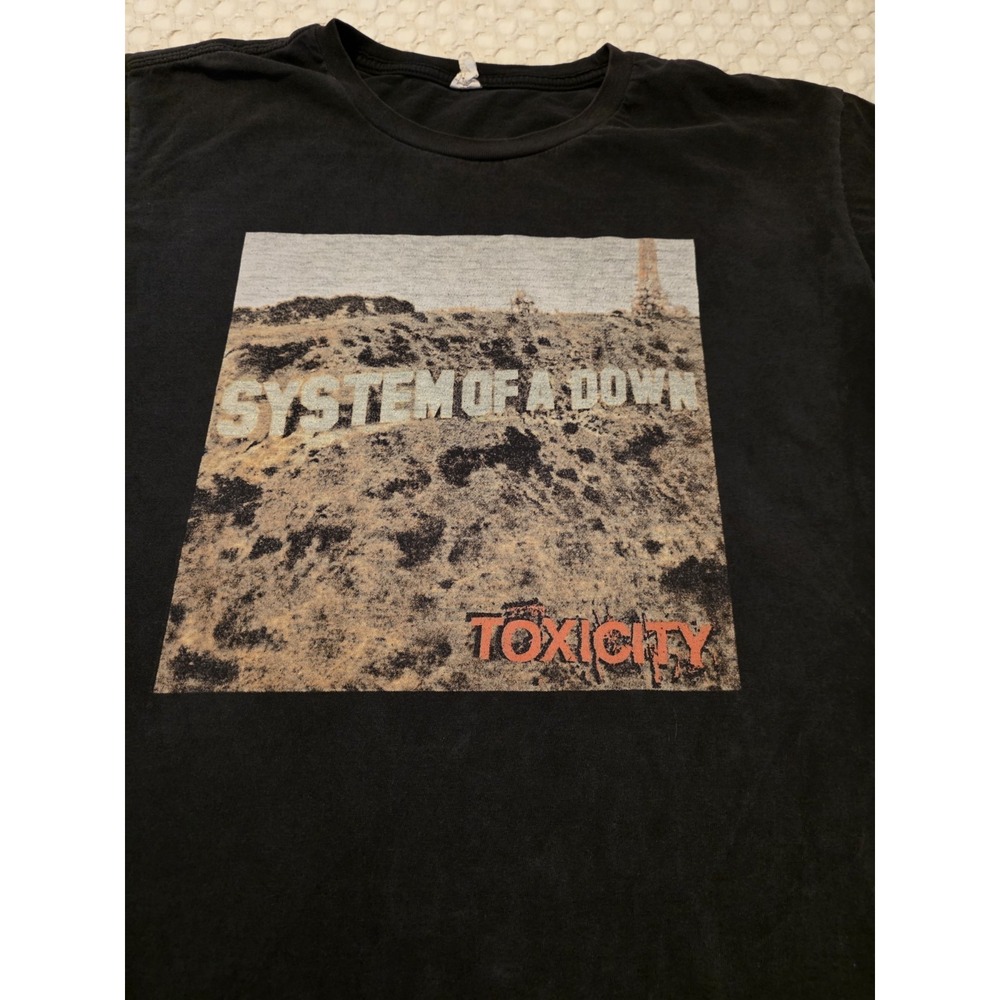 Vintage System of a Down Toxicity shirt‎ Size Large